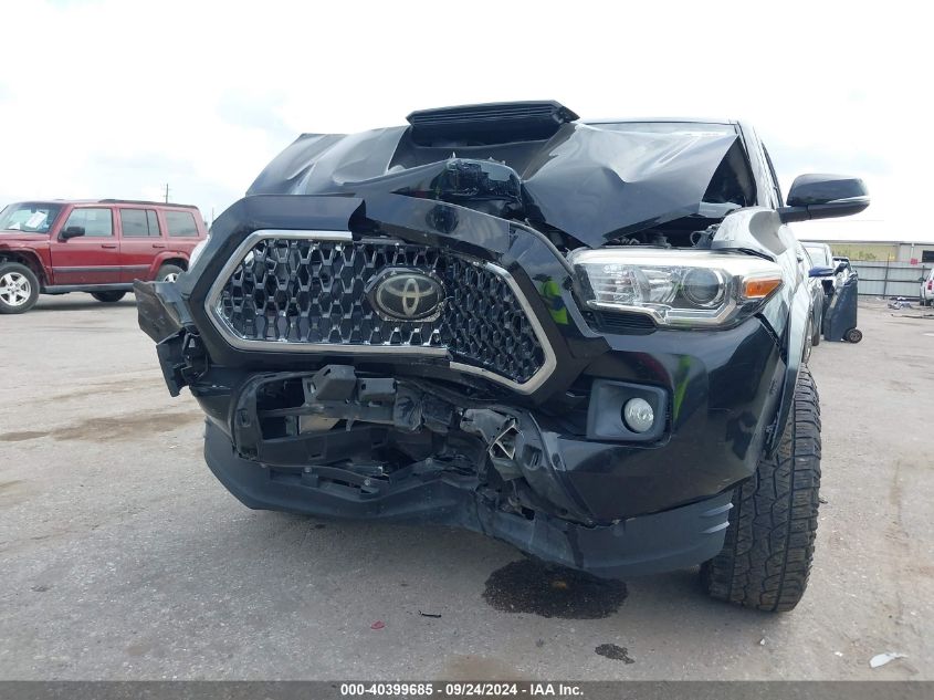 5TFAZ5CN1JX058657 2018 Toyota Tacoma Dbl Cab/Sr5/Trd Sport/Or