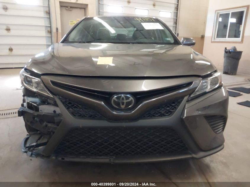 4T1B11HK3JU554429 2018 Toyota Camry Se