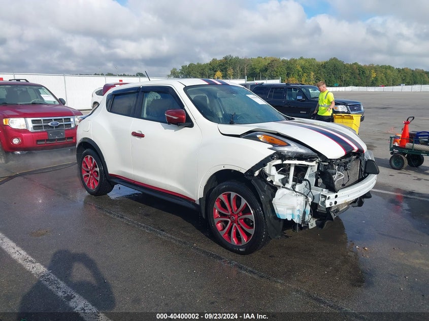2015 NISSAN JUKE SV - JN8AF5MR2FT500455