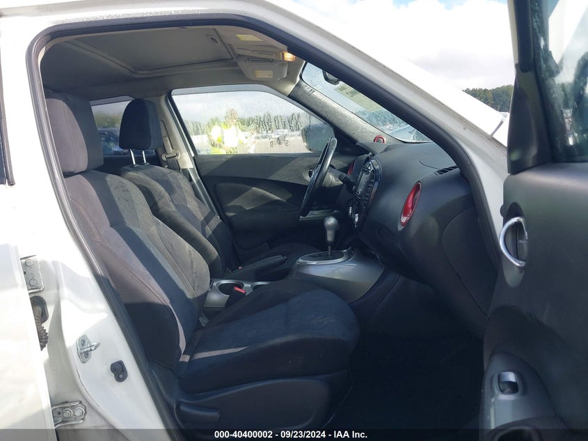 2015 NISSAN JUKE SV - JN8AF5MR2FT500455