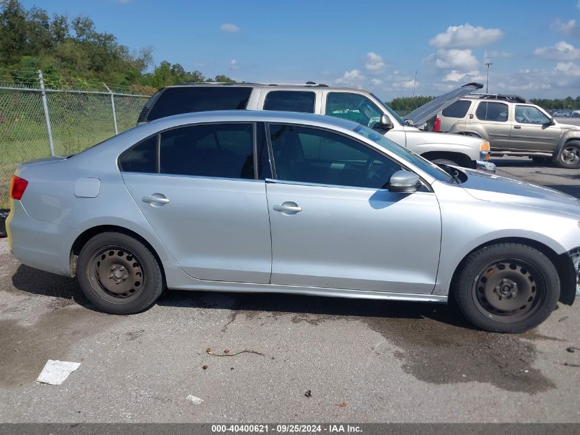 3VWDP7AJ8DM251863 2013 Volkswagen Jetta 2.5L Se