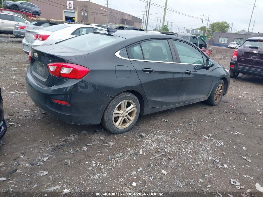 VIN 1G1BE5SM7J7135601 2018 Chevrolet Cruze, Lt Auto no.4