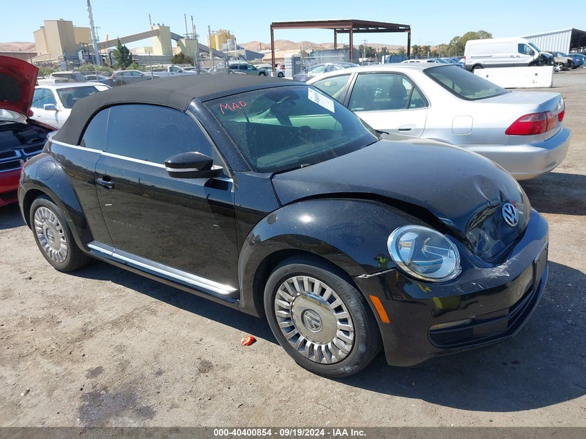 2013 VOLKSWAGEN BEETLE 2.5L - 3VW5P7AT6DM811658