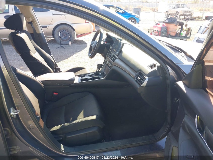 VIN 1HGCV1F18KA105369 2019 HONDA ACCORD LX