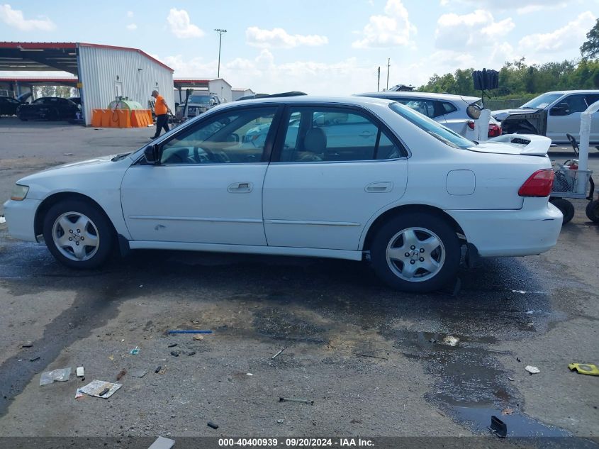 2000 Honda Accord 3.0 Ex VIN: 1HGCG1657YA077408 Lot: 40400939