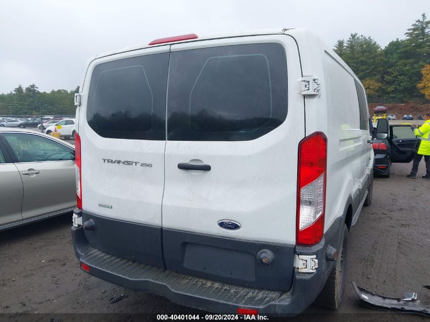 VIN 1FTNR2ZG4FKA51456 2015 Ford Transit-250 no.16