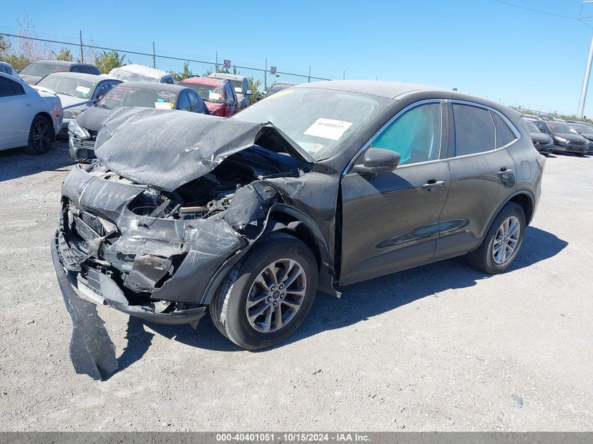 VIN 1FMCU9G66NUB23460 2022 FORD ESCAPE SE