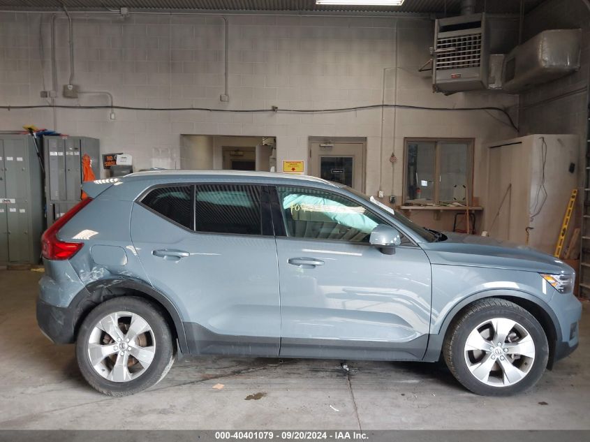 2022 Volvo Xc40 T5 Momentum VIN: YV4162UK6N2747556 Lot: 40401079