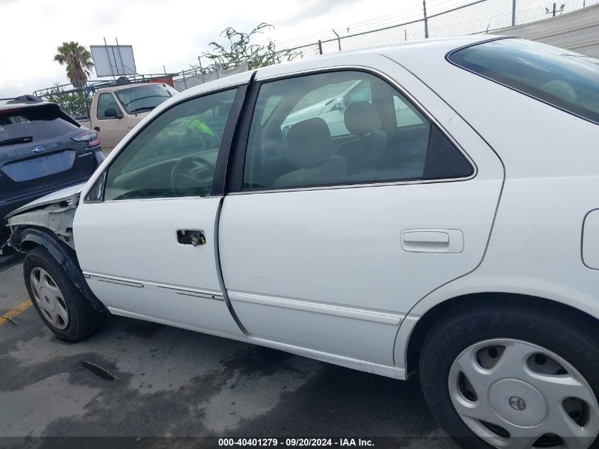 JT2BF22K5W0093326 1998 Toyota Camry Le V6