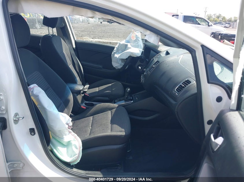 2018 KIA FORTE LX - 3KPFL4A78JE210035