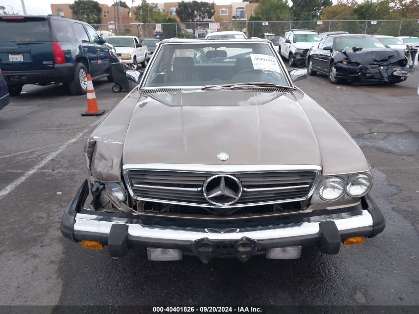 WDBBA48D6JA090611 1988 Mercedes-Benz 560 Sl