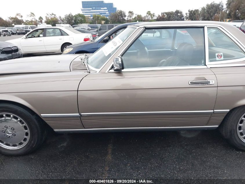 WDBBA48D6JA090611 1988 Mercedes-Benz 560 Sl