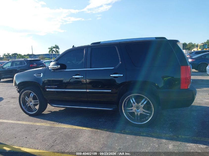 2007 Cadillac Escalade Luxury VIN: 1GYEC63877R269307 Lot: 40402109