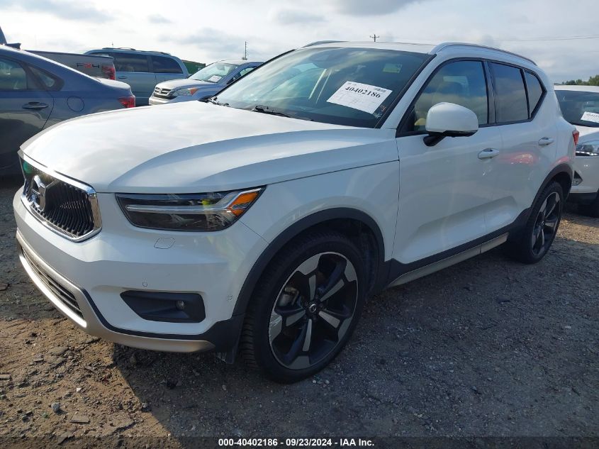 YV4162UK9K2113234 2019 VOLVO XC40 - Image 2