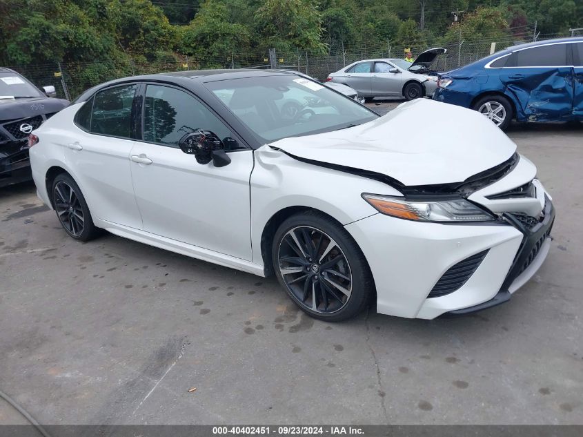 4T1B61HK8JU090880 2018 TOYOTA CAMRY - Image 1