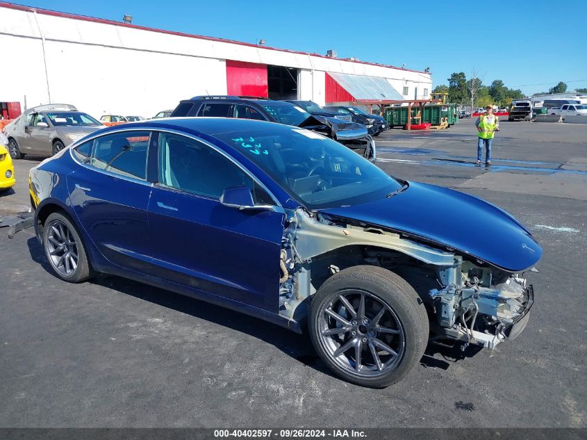 5YJ3E1EB3JF120392 2018 TESLA MODEL 3 - Image 1