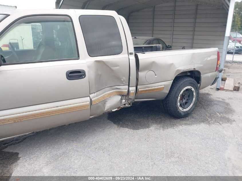 2001 Chevrolet Silverado 1500 Ls VIN: 2GCEC19T711172810 Lot: 40402609