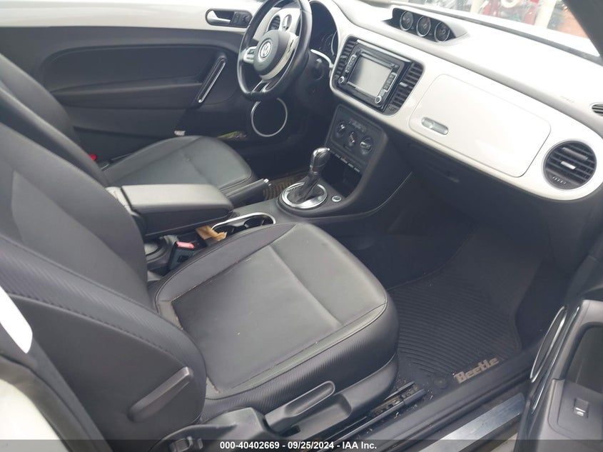 2013 VOLKSWAGEN BEETLE 2.0L TDI - 3VWJL7AT4DM624283