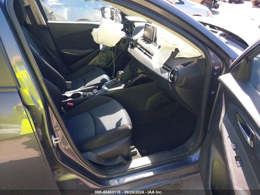 VIN 3MYDLBYV5HY166893 2017 TOYOTA YARIS IA