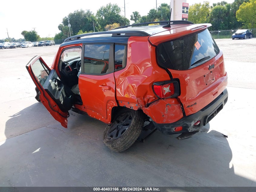 VIN ZACCJBCBXJPH44557 2018 JEEP RENEGADE TRAILHAWK 4X4