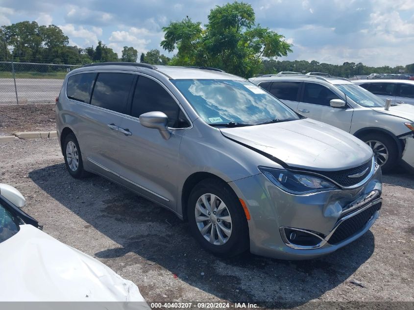 2C4RC1BG2HR794581 2017 CHRYSLER PACIFICA - Image 1