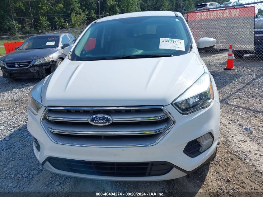 1FMCU0GD4HUD04765 2017 Ford Escape Se