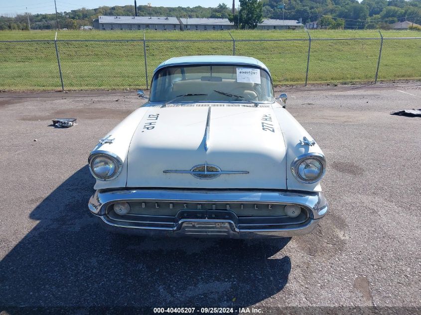 1957 Oldsmobile Eighty-Eight VIN: 577K18125 Lot: 40405207