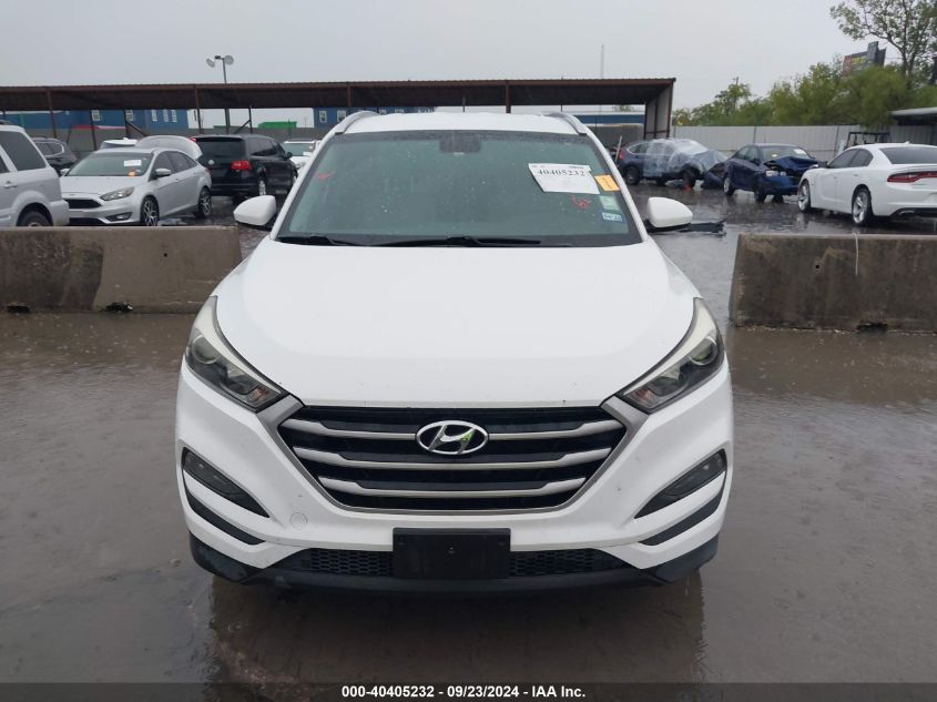 KM8J33A4XHU263384 2017 Hyundai Tucson Se