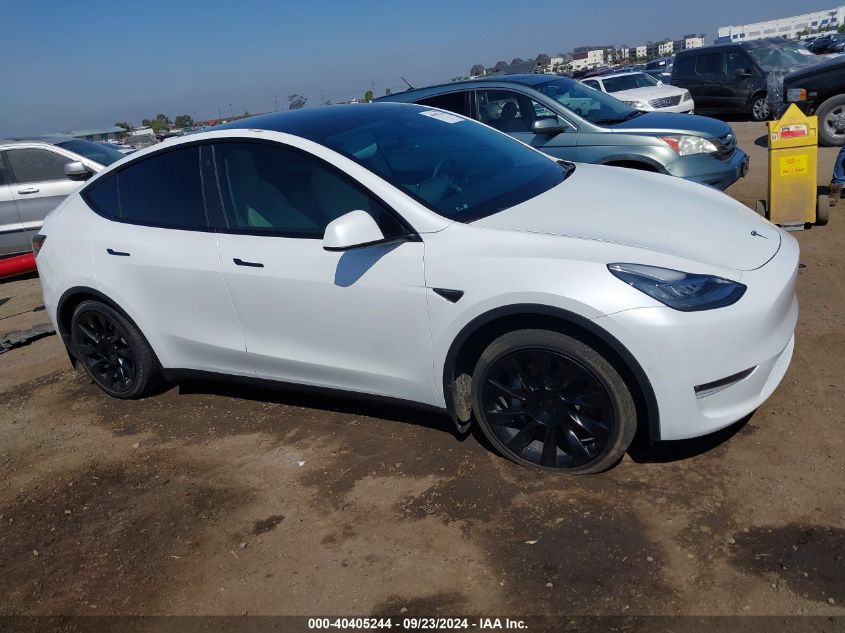 2021 Tesla Model Y Long Range Dual Motor All-Wheel Drive VIN: 5YJYGAEE4MF215705 Lot: 40405244