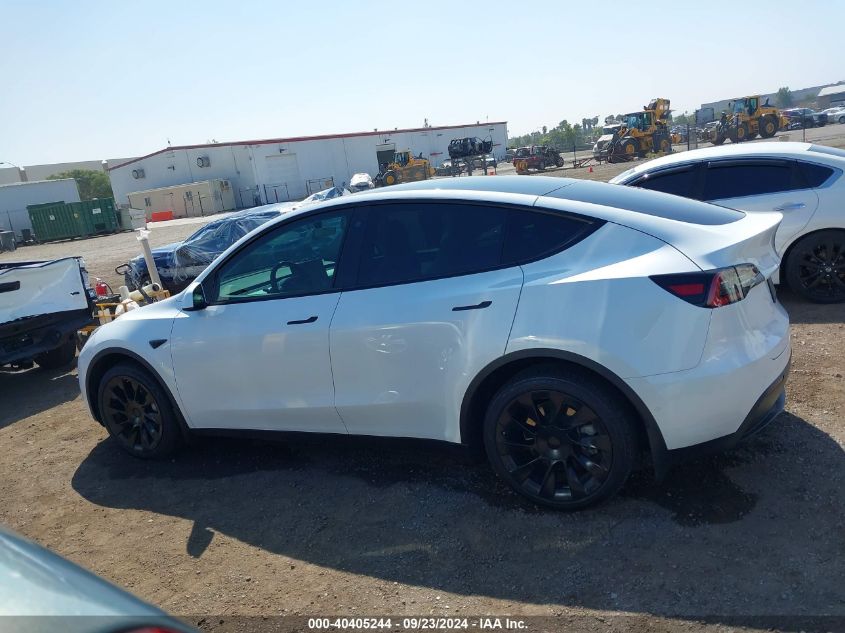 2021 Tesla Model Y Long Range Dual Motor All-Wheel Drive VIN: 5YJYGAEE4MF215705 Lot: 40405244