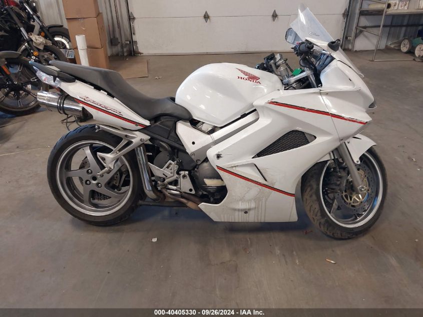 2006 Honda Vfr800 VIN: JH2RC46106M800411 Lot: 40405330