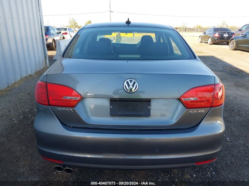 3VWDZ7AJ5BM027943 2011 Volkswagen Jetta 2.5L Se