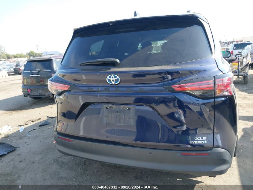 5TDJRKEC6NS097525 2022 Toyota Sienna Xle