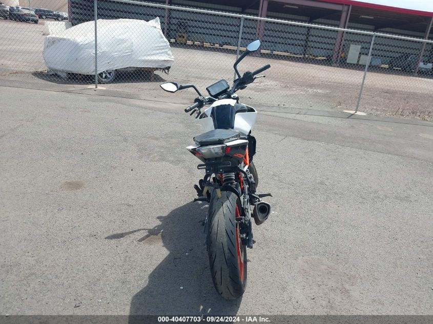 MD2JPJ40XJC271397 2018 Ktm 390 Duke