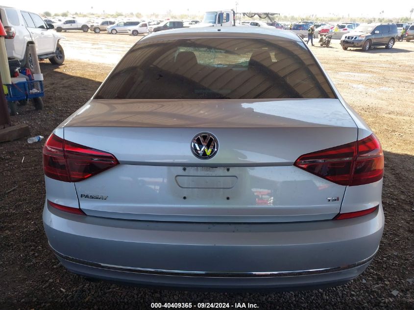 1VWAA7A32JC044677 2018 Volkswagen Passat S/R-Line