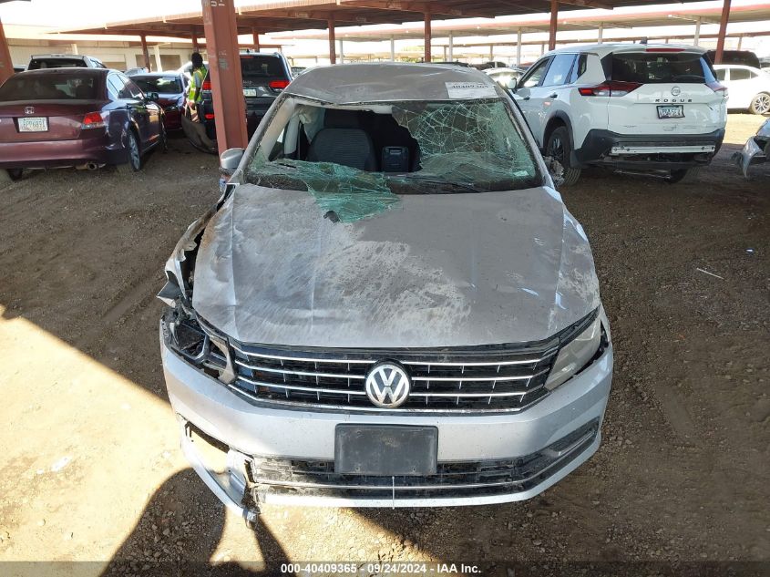 1VWAA7A32JC044677 2018 Volkswagen Passat S/R-Line