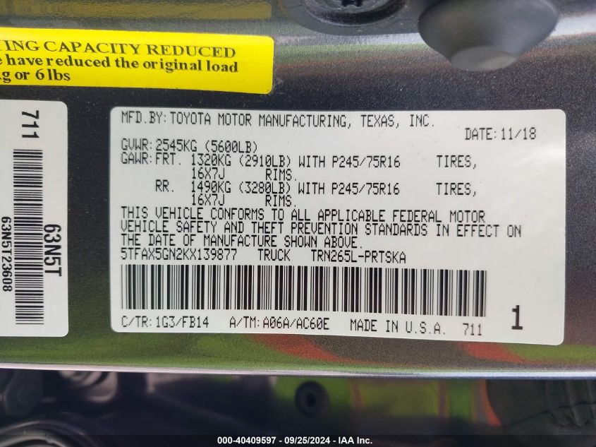 5TFAX5GN2KX139877 2019 Toyota Tacoma Sr