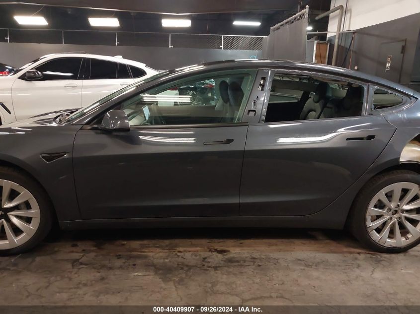 2022 Tesla Model 3 Long Range Dual Motor All-Wheel Drive VIN: 5YJ3E1EB9NF272604 Lot: 40409907