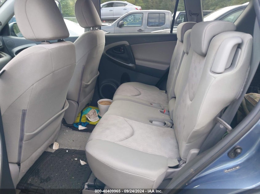 2T3BF4DV3BW138294 2011 Toyota Rav4