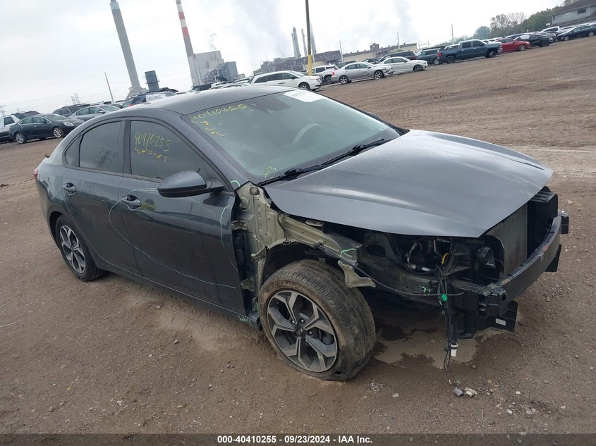 2019 KIA FORTE VIN: 3KPF24AD2KE096124