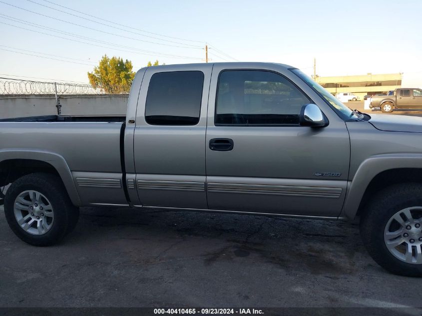 2000 Chevrolet Silverado K1500 VIN: 1GCEK19TXYE389568 Lot: 40410465