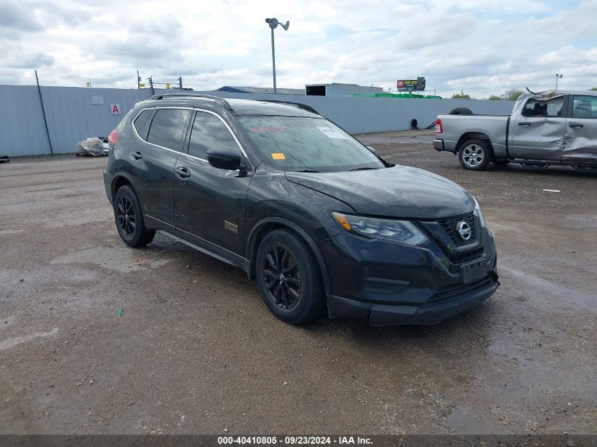 5N1AT2MT1HC769978 2017 NISSAN ROGUE - Image 1