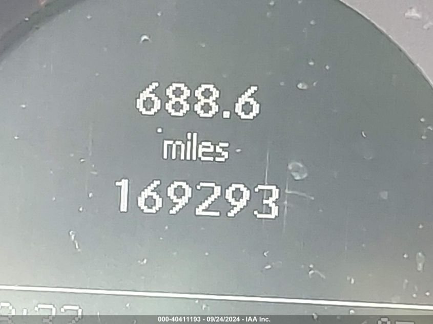 2010 Mercedes-Benz C 300 Luxury 4Matic/Sport 4Matic VIN: WDDGF8BB5AR111348 Lot: 40411193