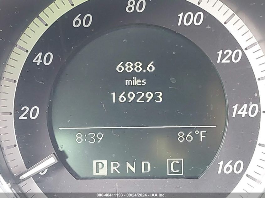 2010 Mercedes-Benz C 300 Luxury 4Matic/Sport 4Matic VIN: WDDGF8BB5AR111348 Lot: 40411193