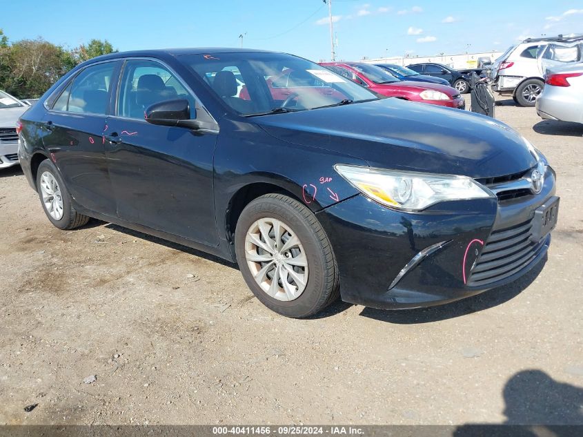 4T1BF1FK2GU266107 2016 TOYOTA CAMRY - Image 1