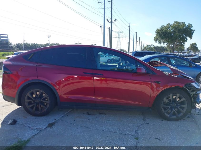 2024 Tesla Model X VIN: 7SAXCBE5XRF437477 Lot: 40411942