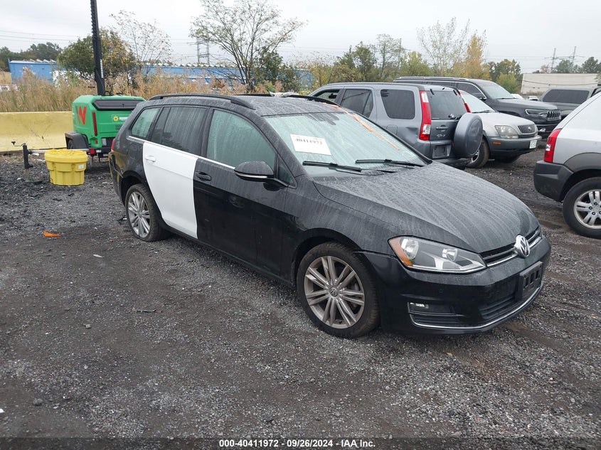 2015 VOLKSWAGEN GOLF SPORTWAGEN TDI SE 4-DOOR - 3VWCA7AU3FM502797
