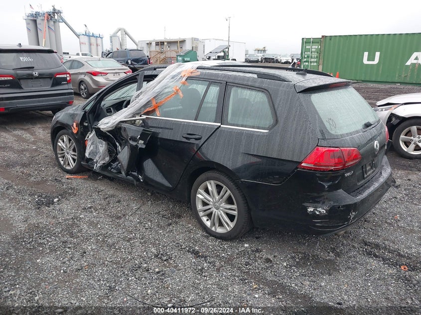 2015 VOLKSWAGEN GOLF SPORTWAGEN TDI SE 4-DOOR - 3VWCA7AU3FM502797