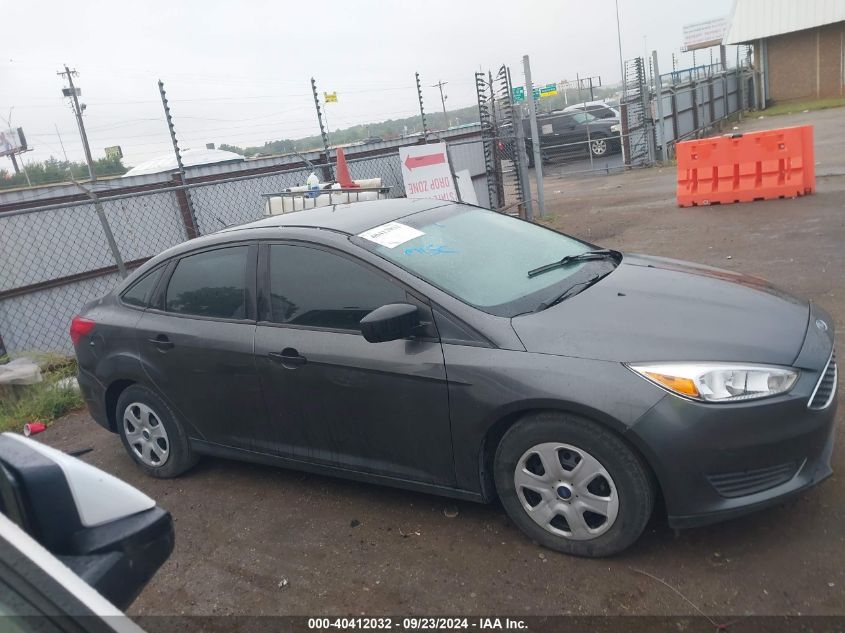 2018 Ford Focus S VIN: 1FADP3E29JL229162 Lot: 40412032