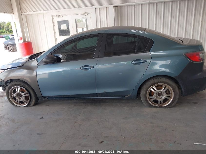 JM1BL1UF0B1453973 2011 Mazda Mazda3 I